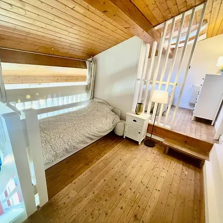 Beau Loft En Duplex Proche Et Centre Διαμέρισμα